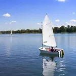 Βίλα Lakeside Bliss Retreat Boussu-lez-Walcourt