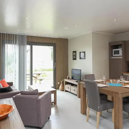 Villa Lakeside Bliss Retreat