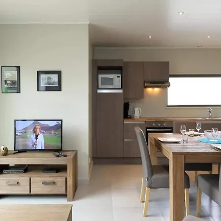 Lakeside Bliss Retreat Βίλα Boussu-lez-Walcourt