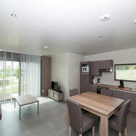 Lakeside Bliss Retreat Villa Boussu-lez-Walcourt